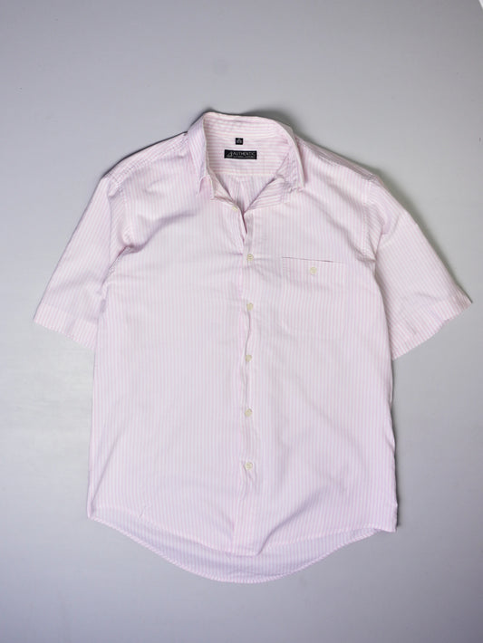 Authentic Kurzarmhemd (M)