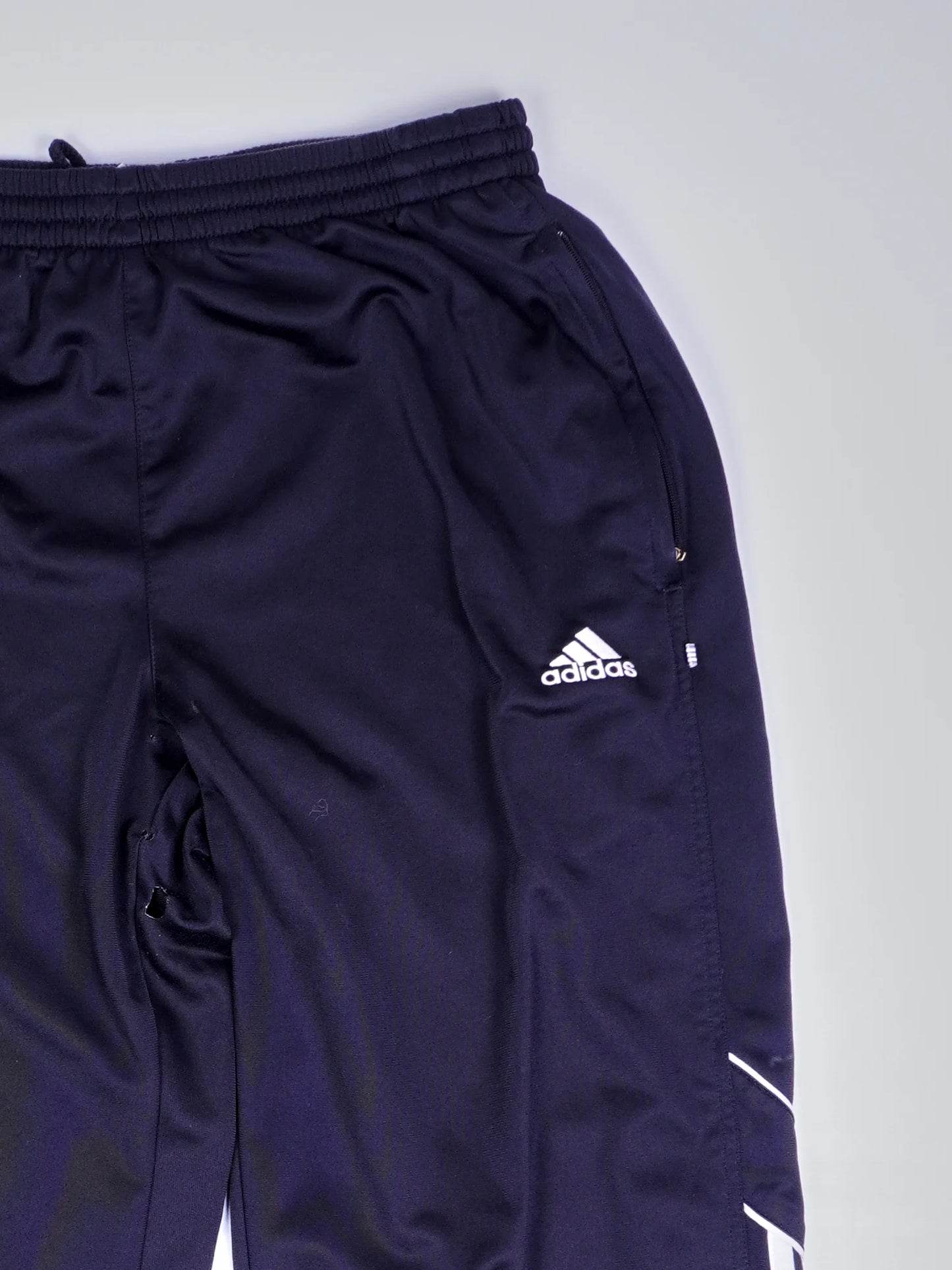 Adidas (L)