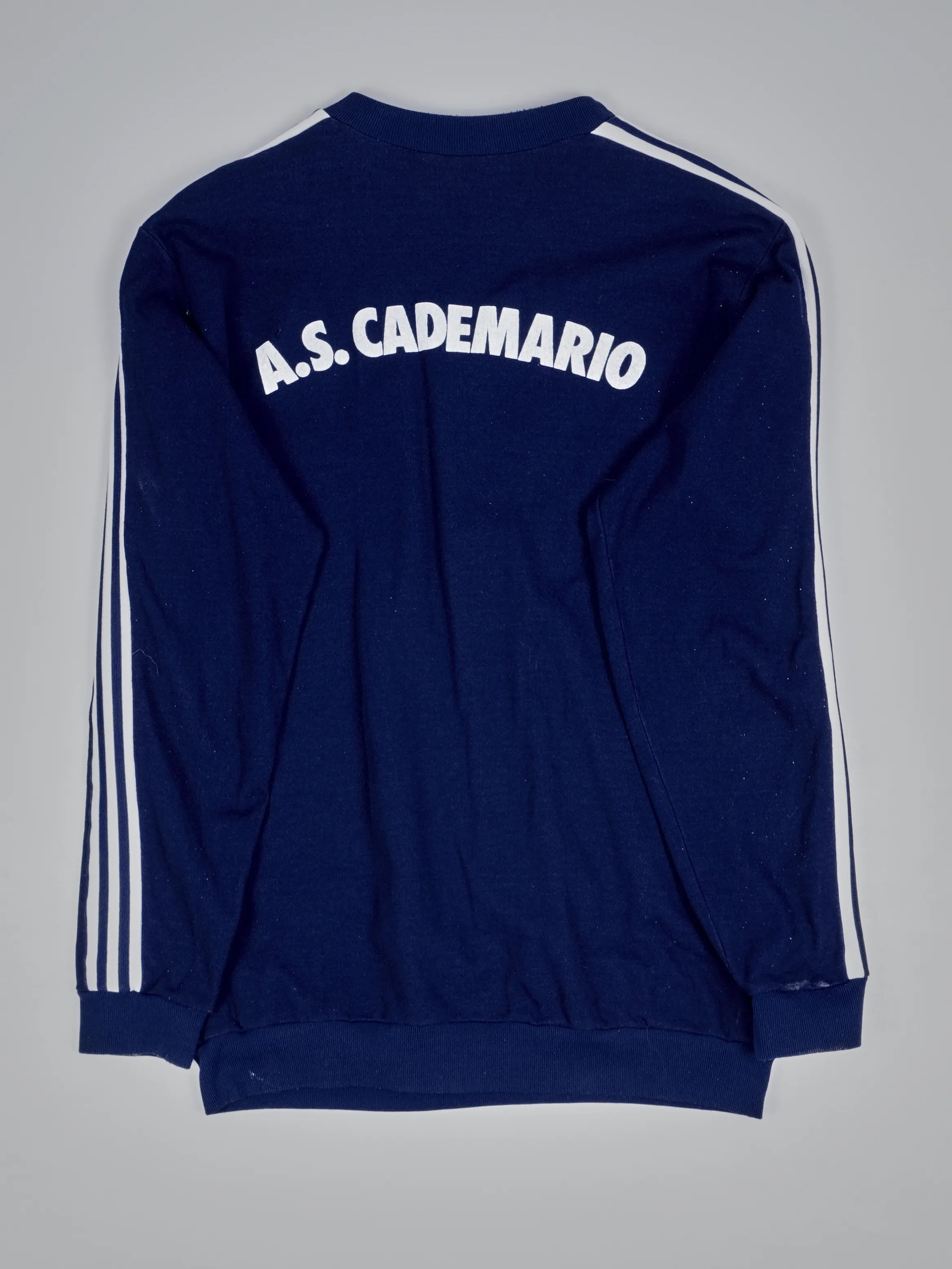 Adidas Sweater (L)