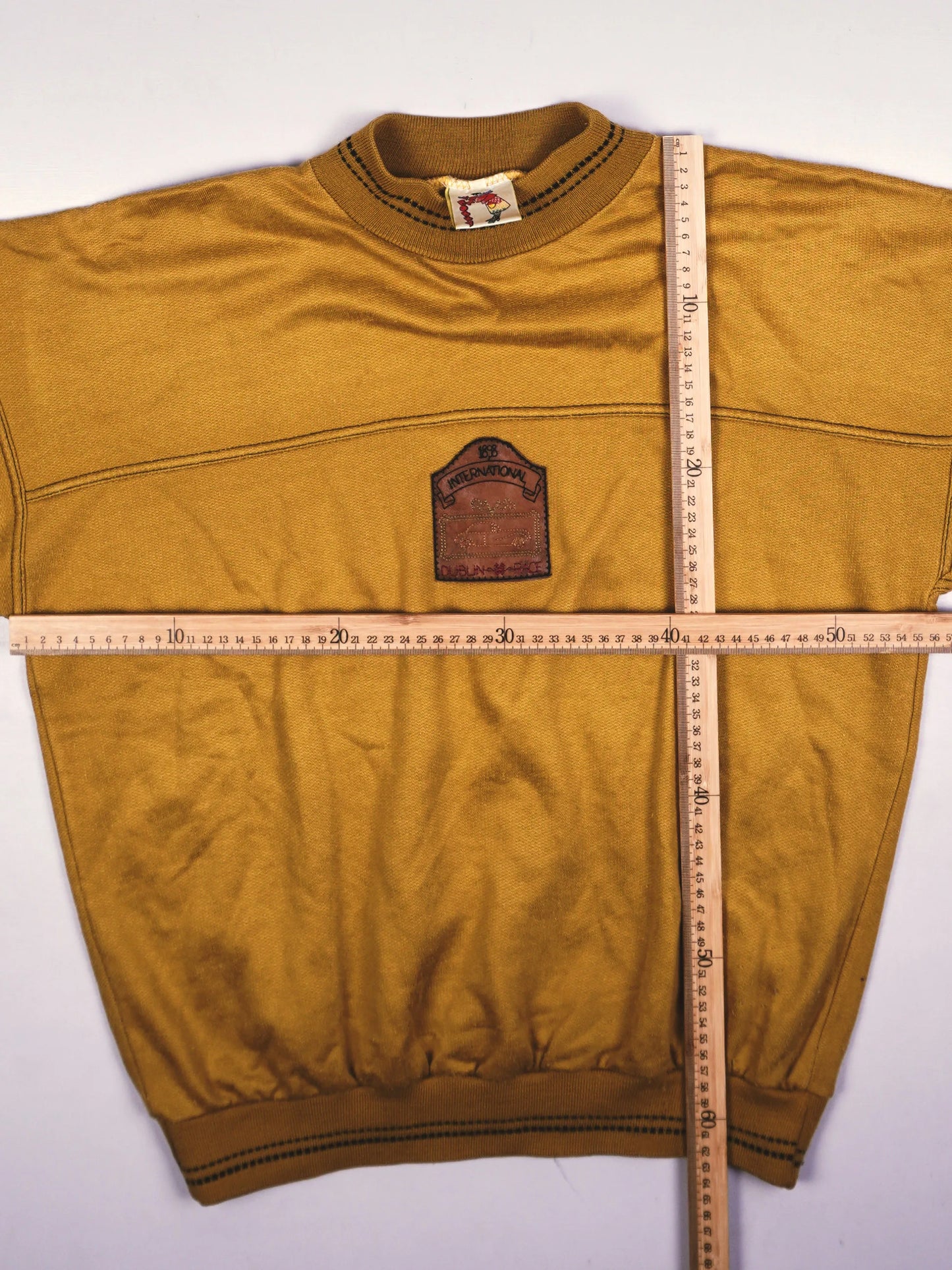 Robby Sweater (M)