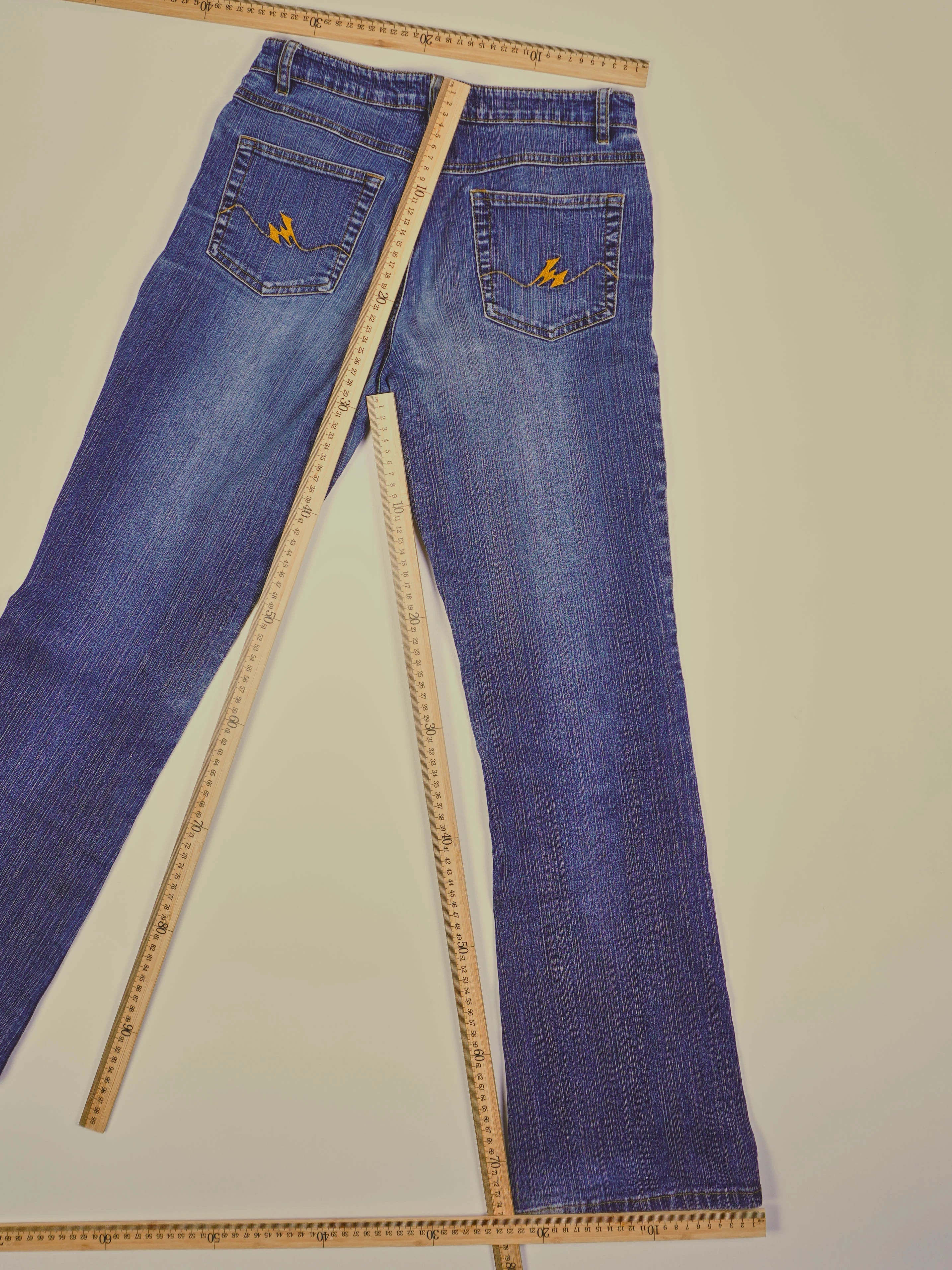 Low Waist Y2K Jeans (W28)