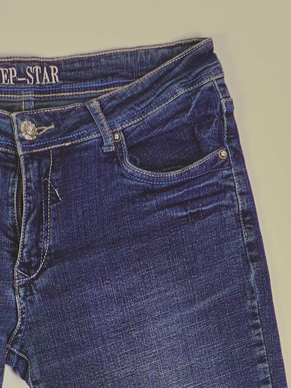 Vintage Nep Star Y2K Jeans (W28)
