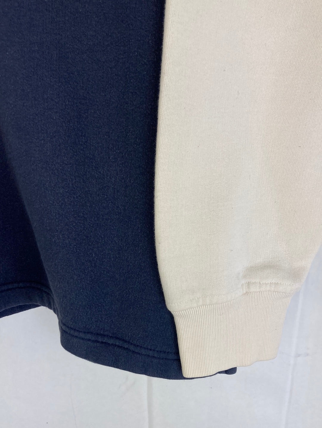 Tommy Hilfiger Sweater (L)