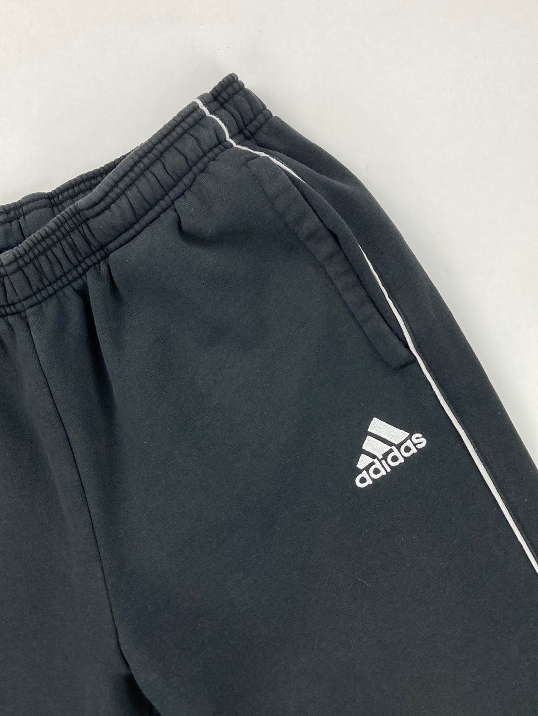 Adidas Sweat Pants (M)