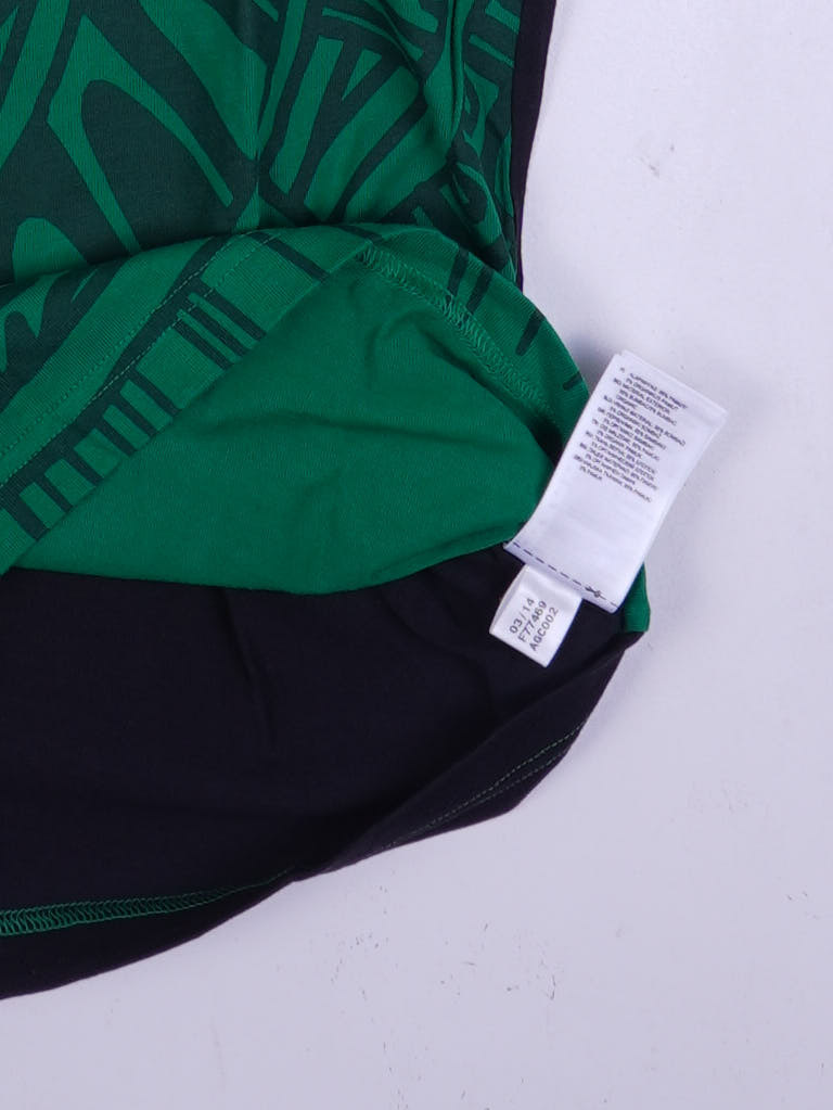 Adidas T-Shirt (L)