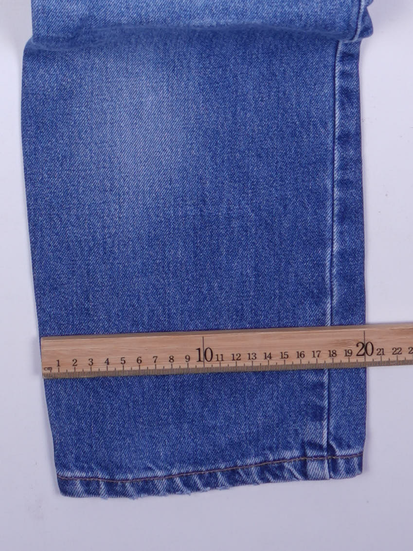 Levis Straight Leg Jeans (W33)