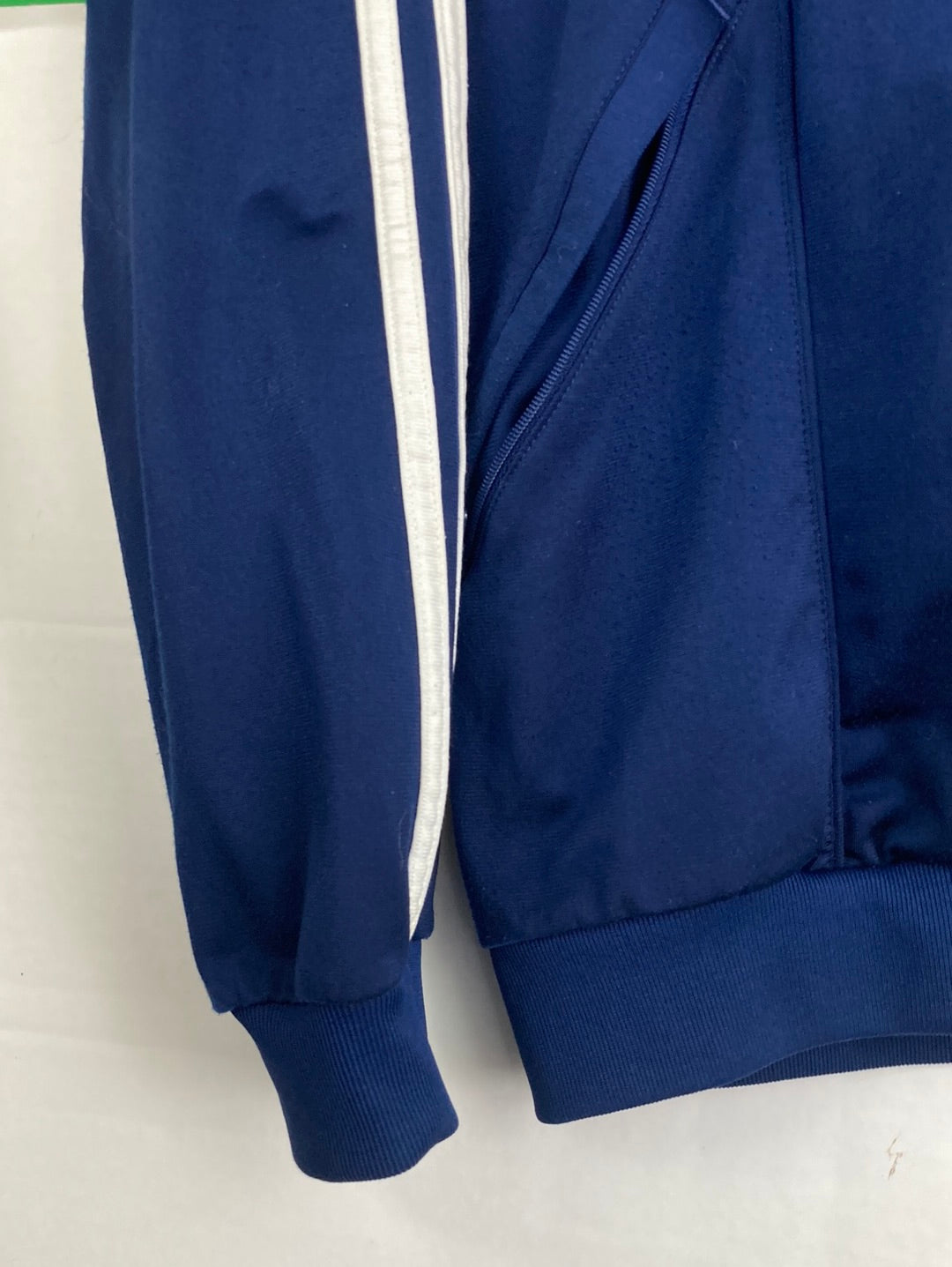 Adidas track jacket (M)