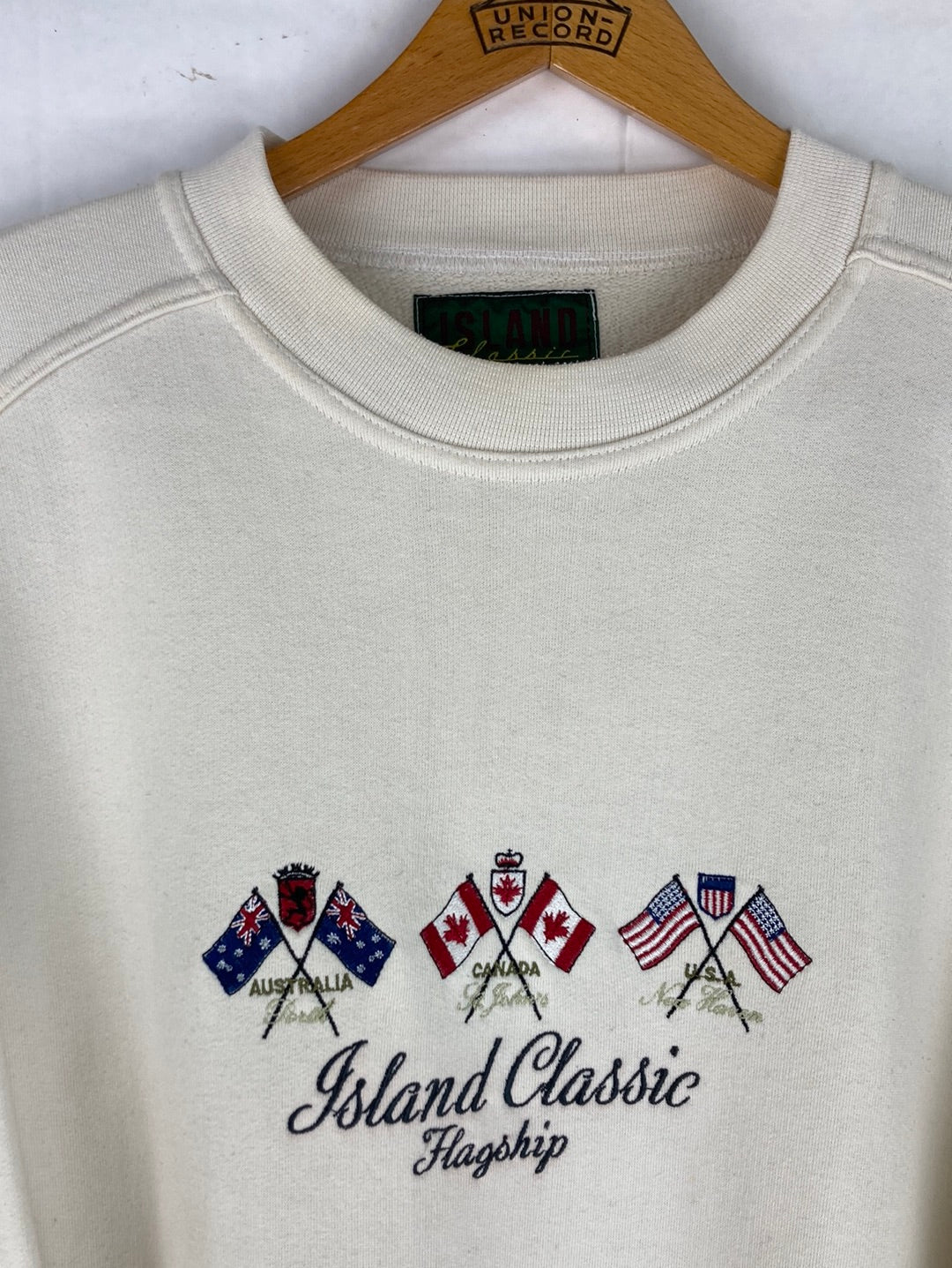 Island Classic Sweater (XL)