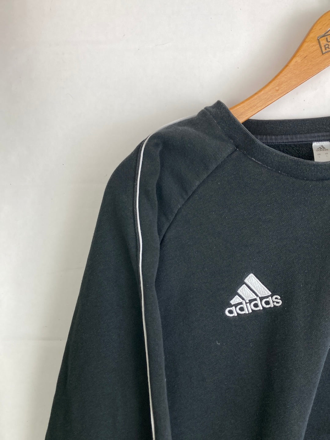 Adidas Sweater (L)