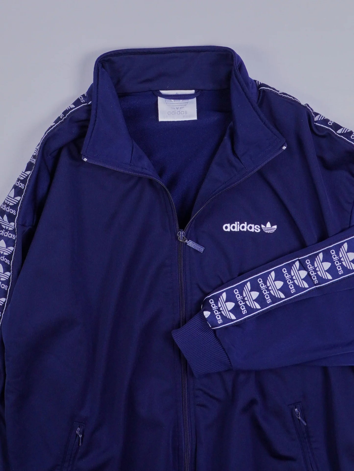 Adidas Jacke (XL)