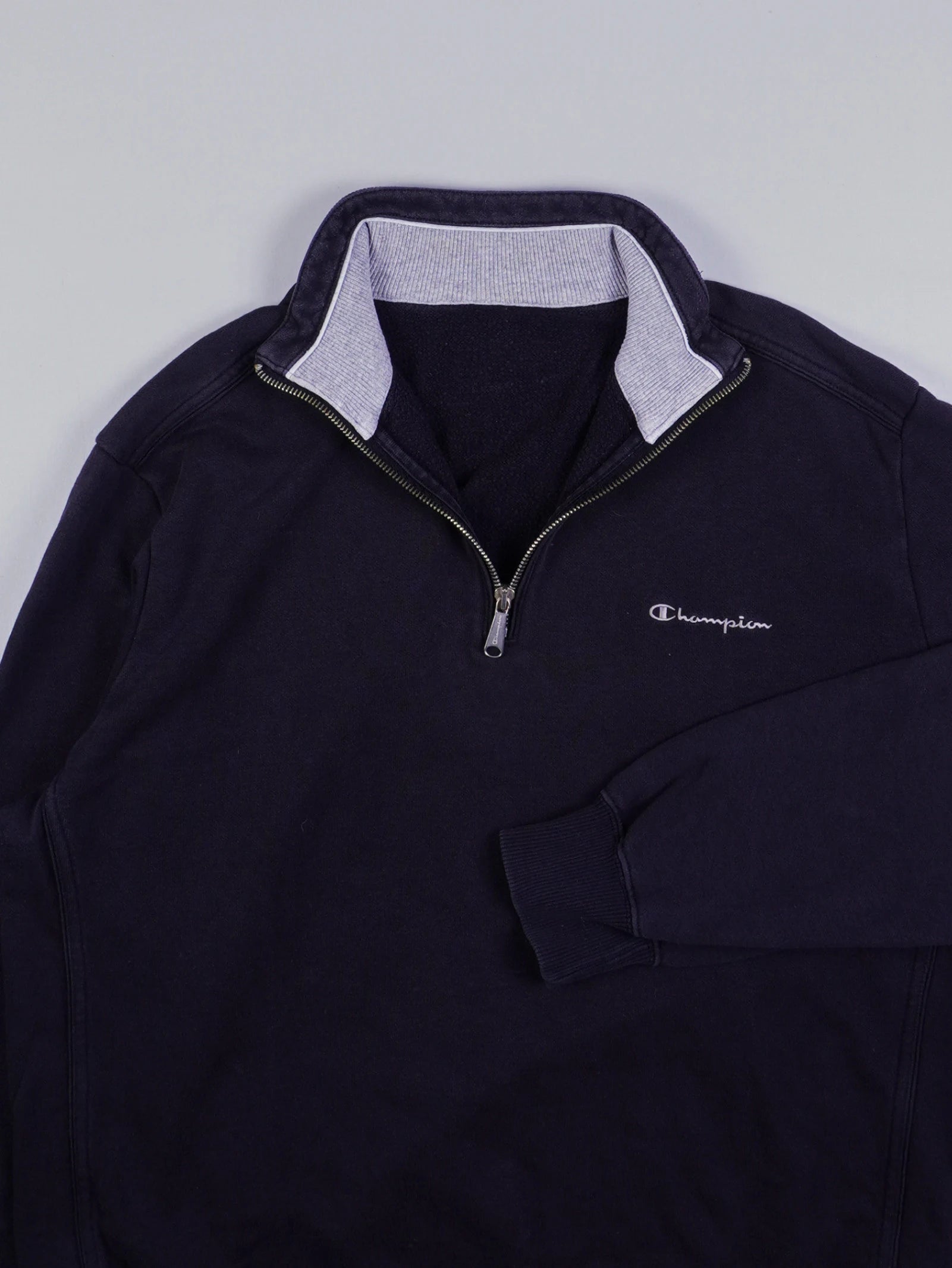 Champion Sweater (M)