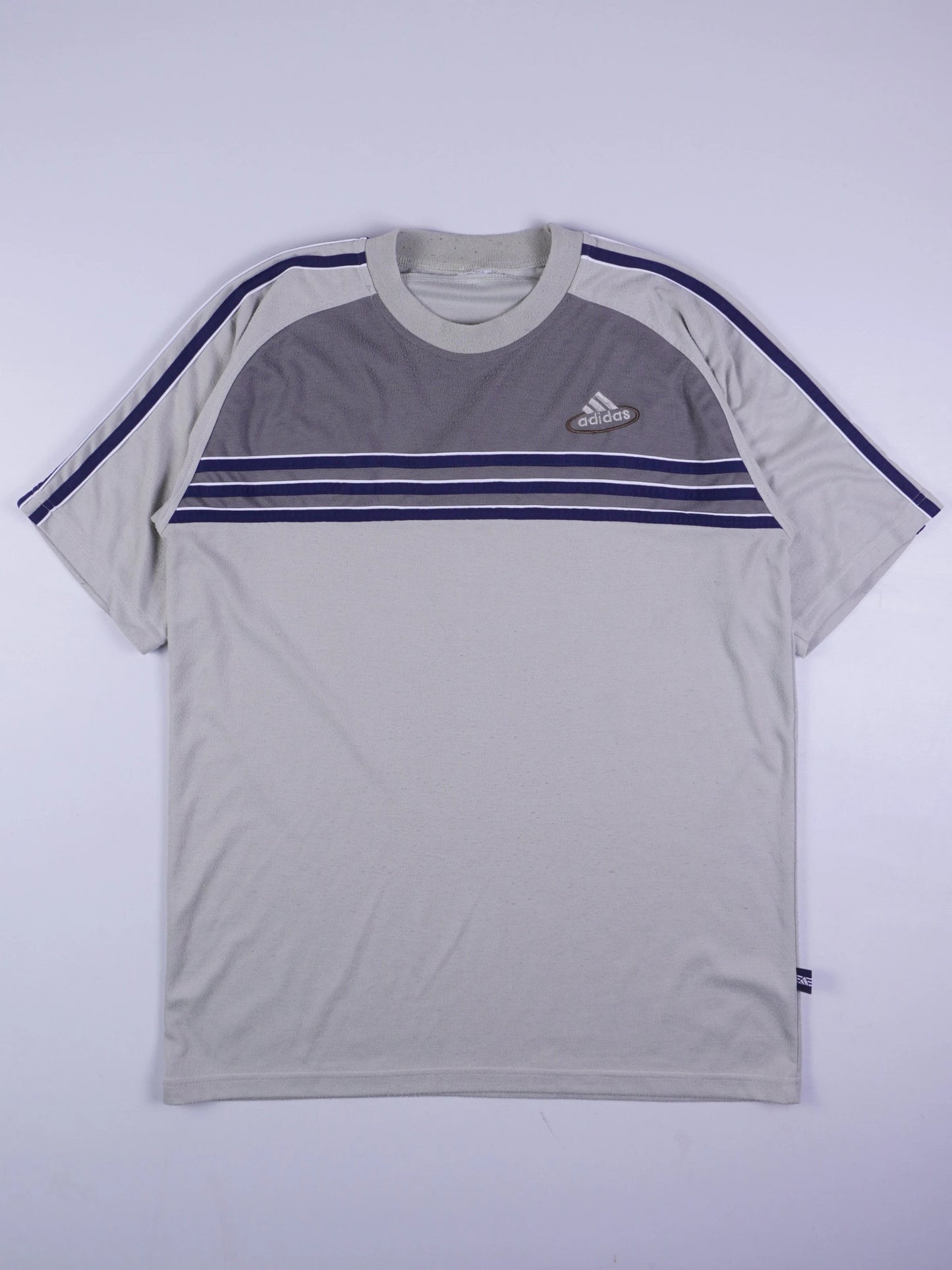 Adidas T-shirt (XL)