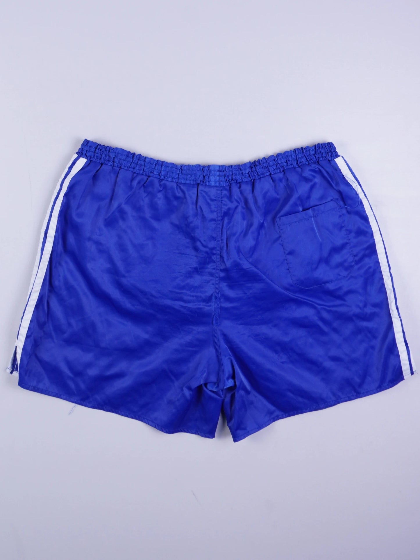 Adidas Shorts (L)