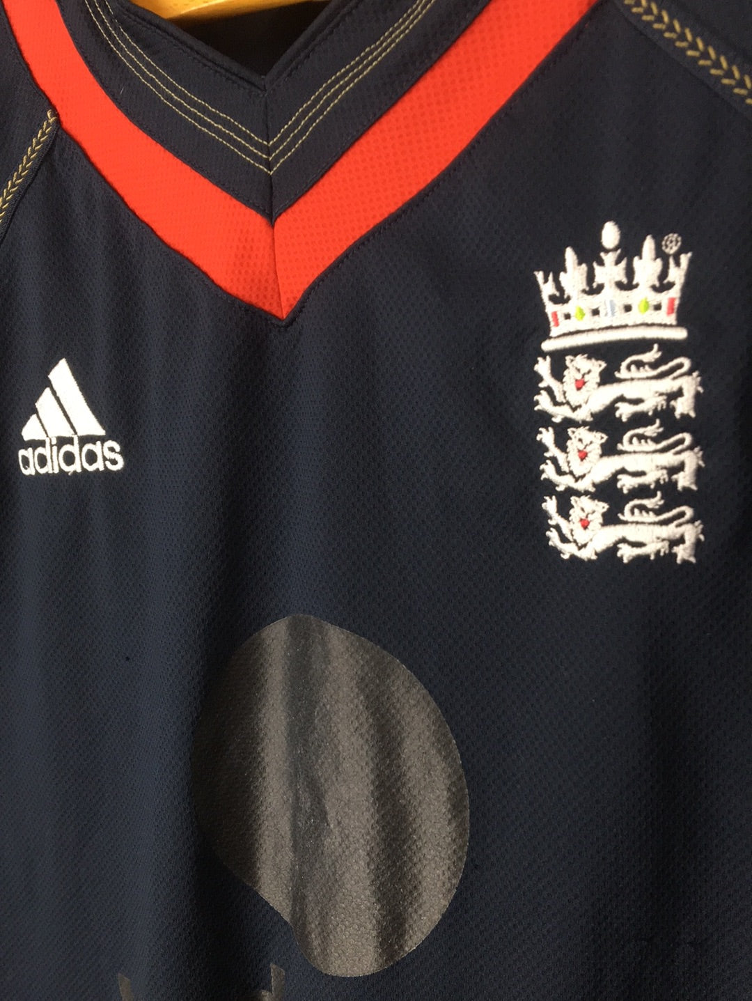 Adidas England cricket jersey (L)