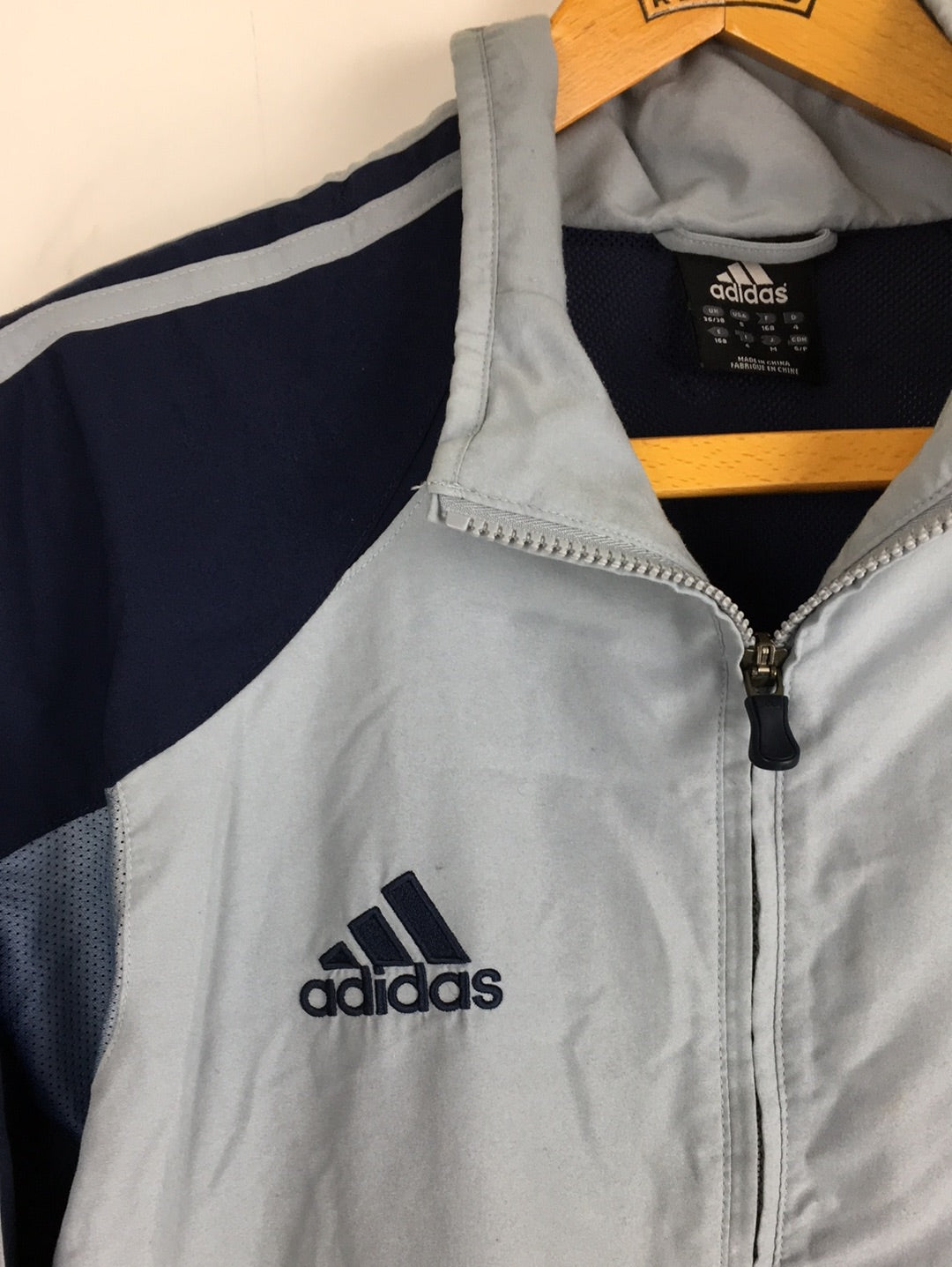 Adidas track jacket (M)