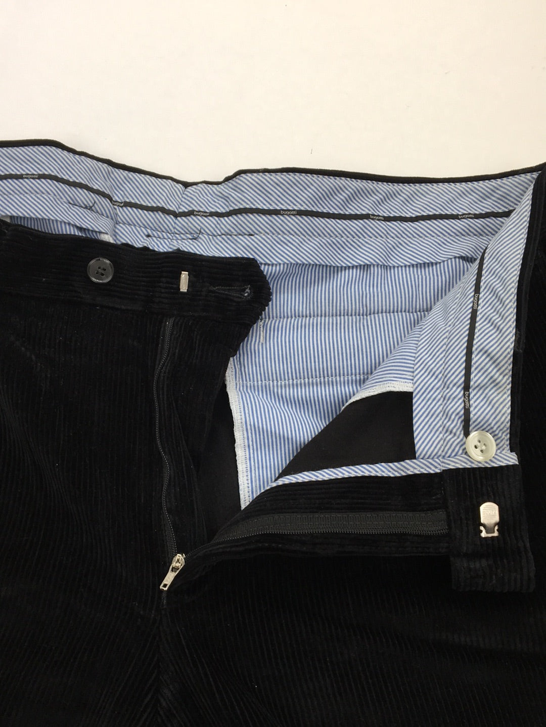 Bugatti corduroy trousers 36/30 (L)