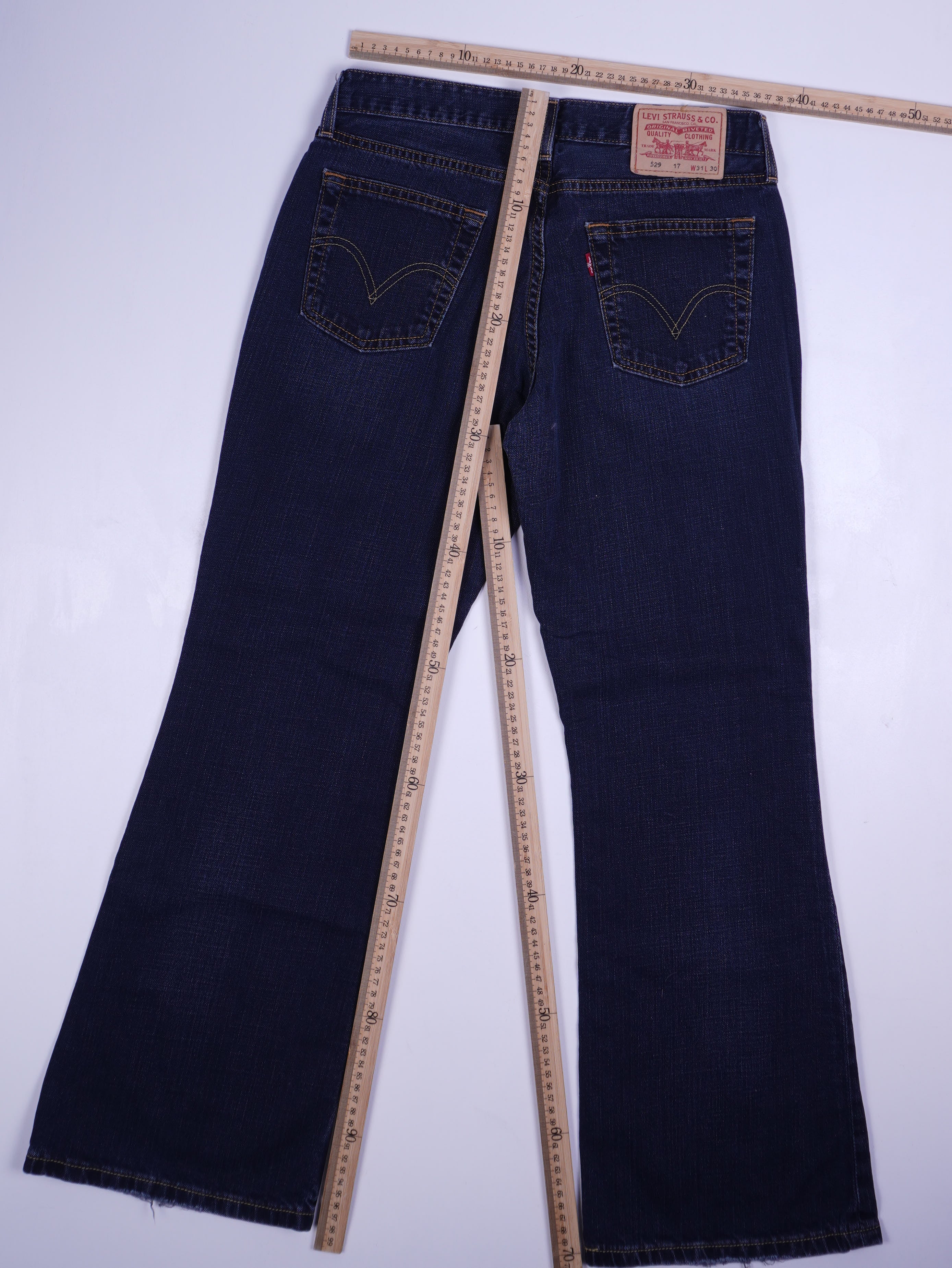 Levis Jeans (W30)