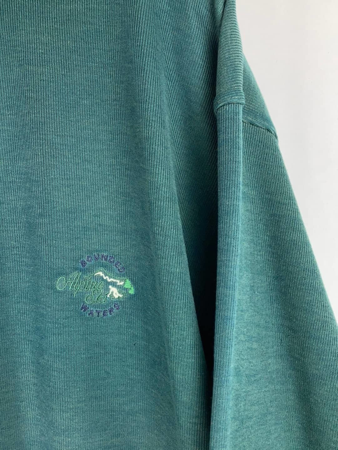 Bounded Waters Button Sweater (XXL)