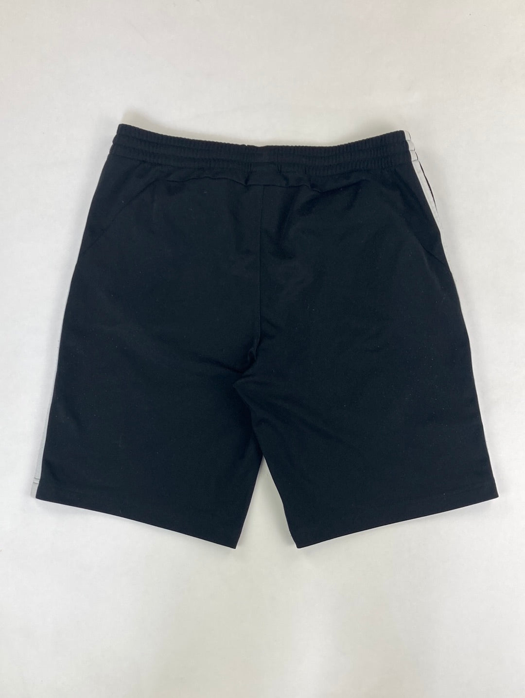 Adidas Shorts (M)