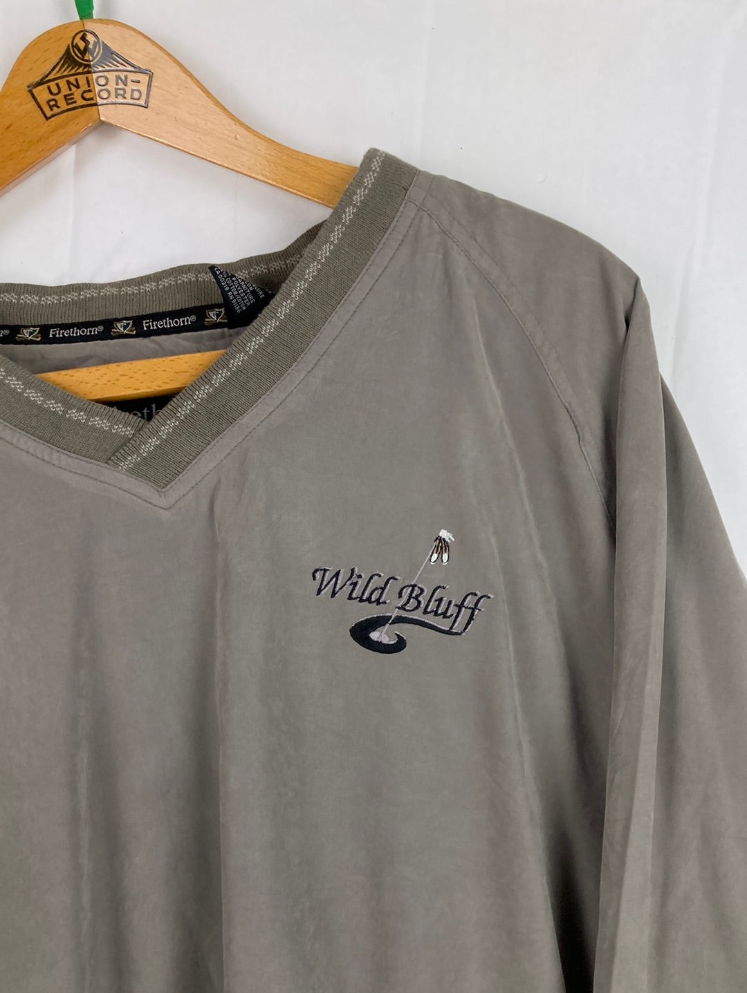 Wild Bluff Windbreaker (XL)