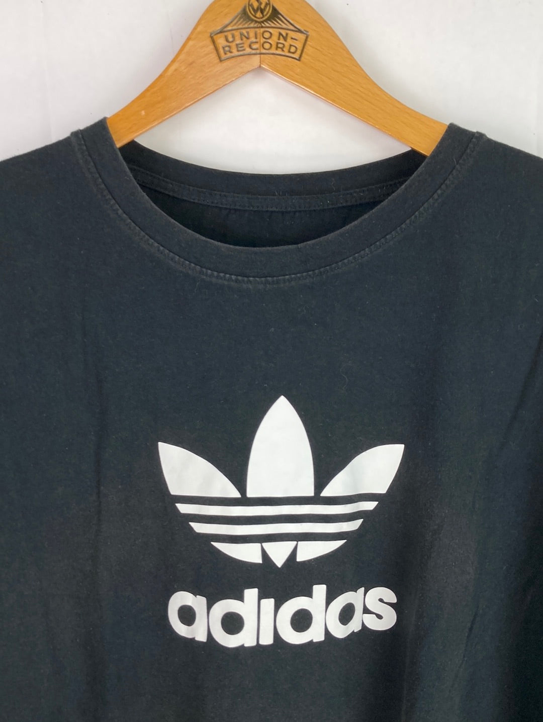 Adidas T-Shirt (L)