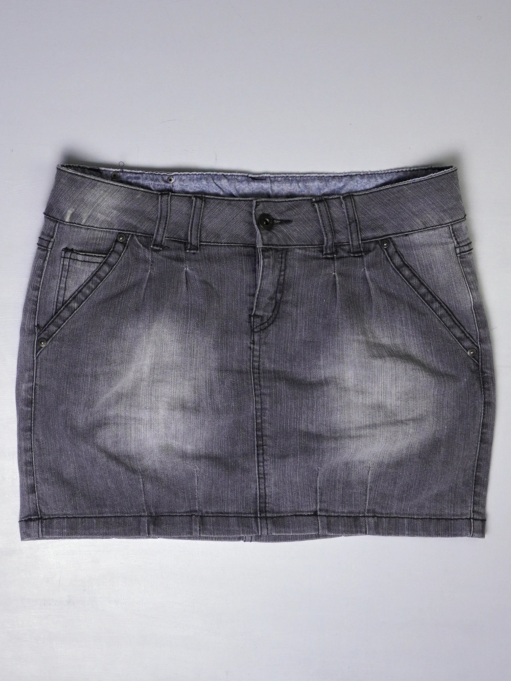 Y2K 42 Mini Rock (XL)