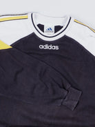 Adidas (L)