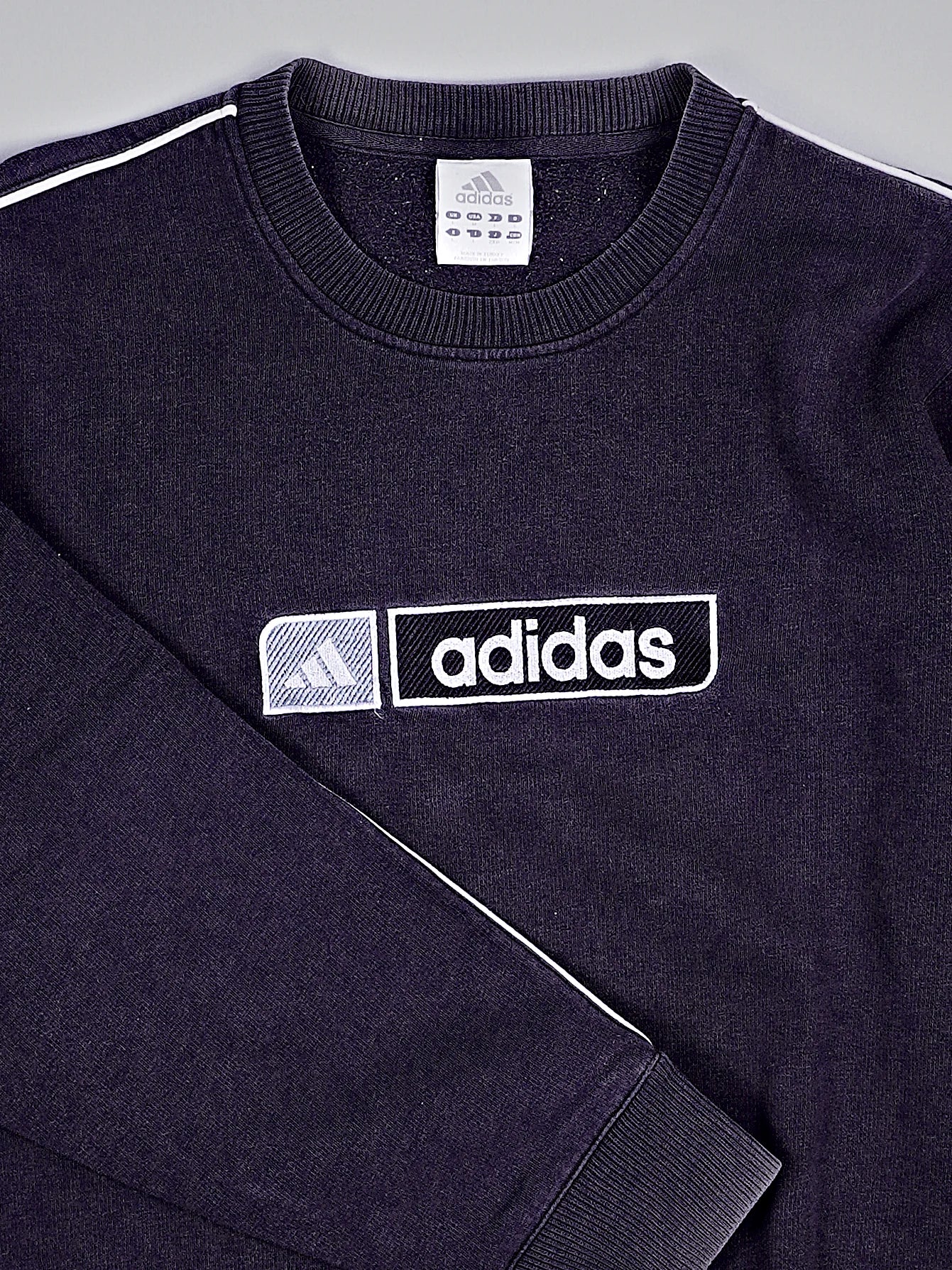 Adidas Sweater (L)
