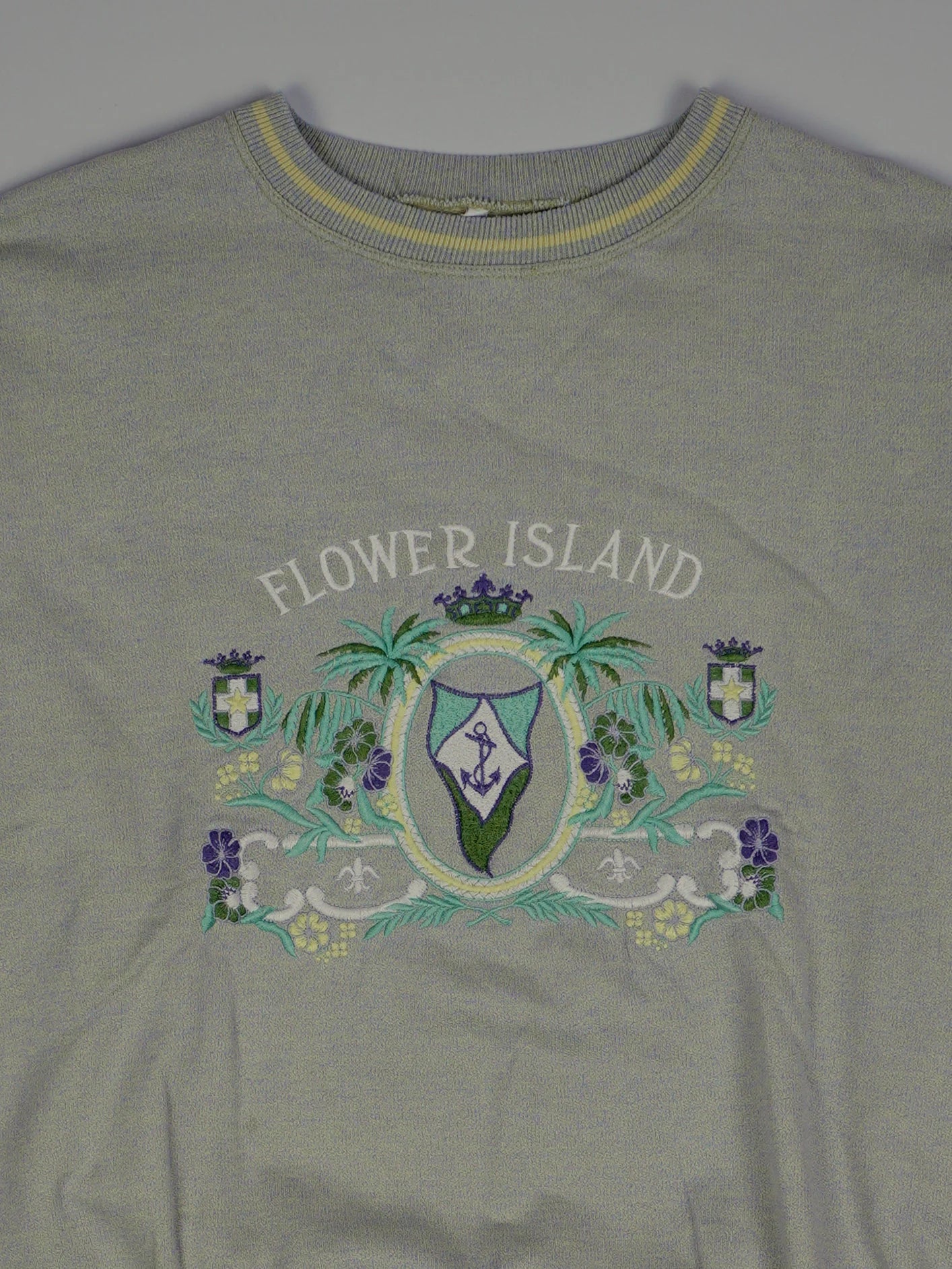 Flower Island Sweater (M)