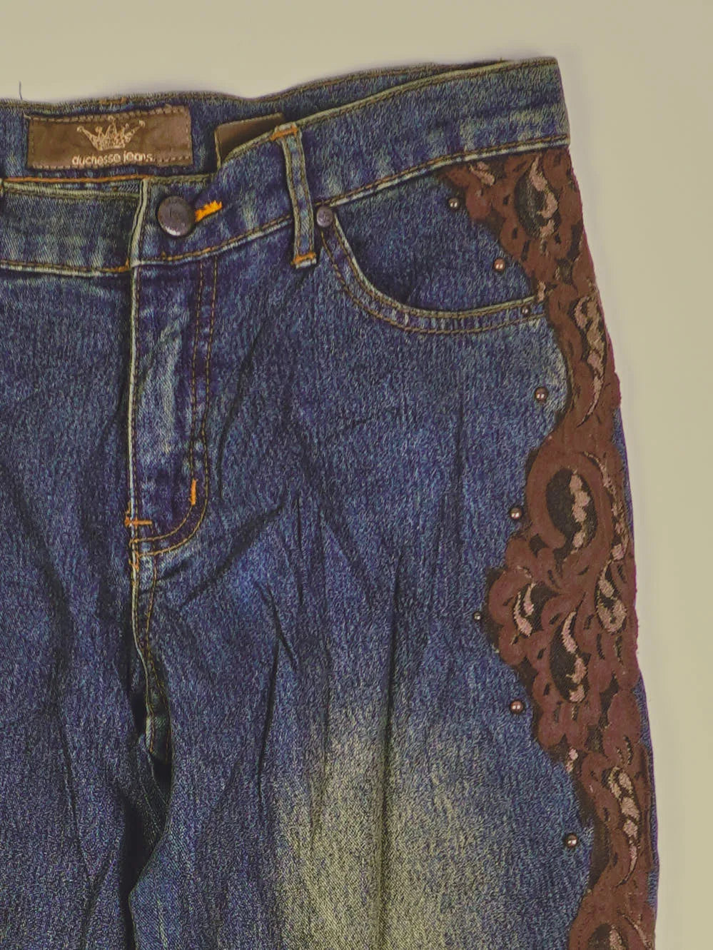 Vintage Duchesse Y2K Jeans (W28)