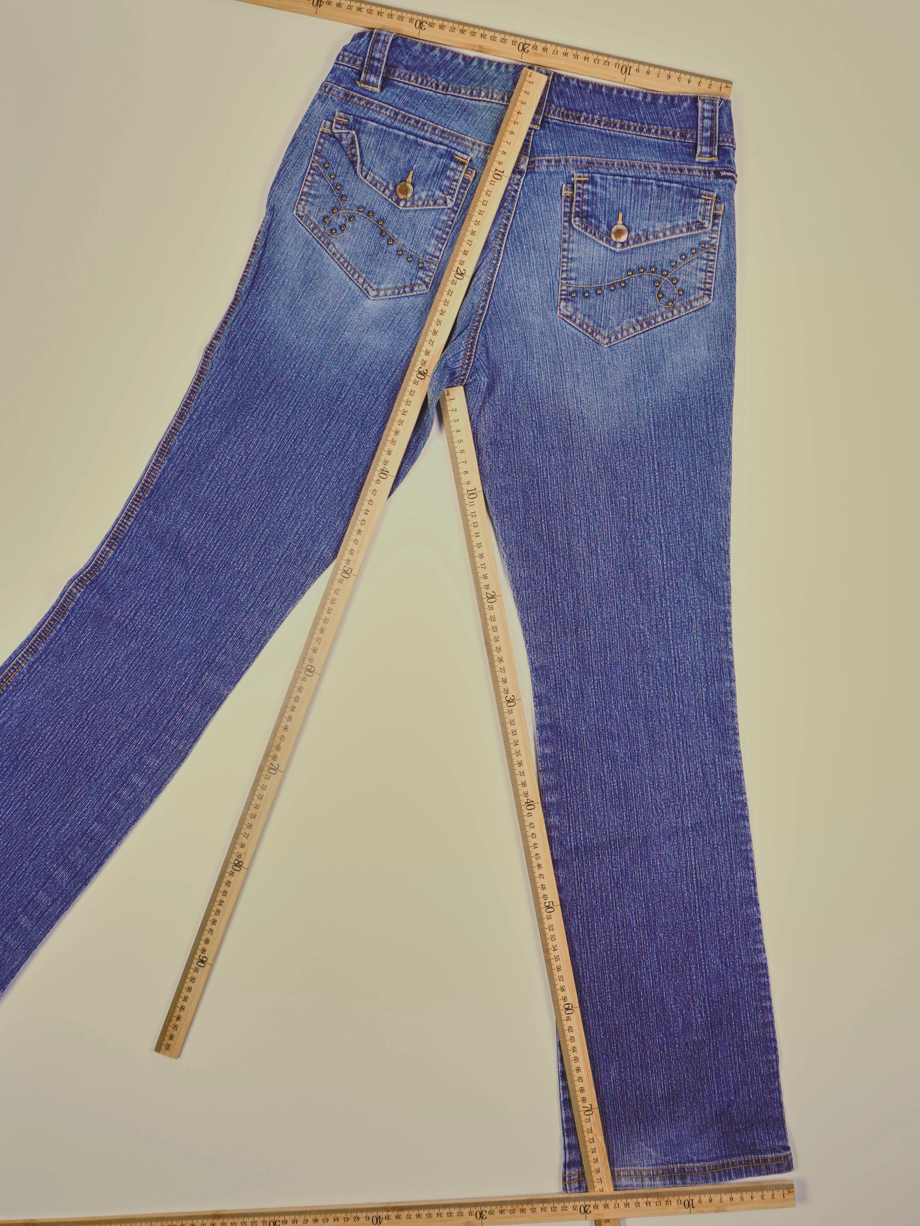 Vintage Low Waist Y2K Jeans (W30)