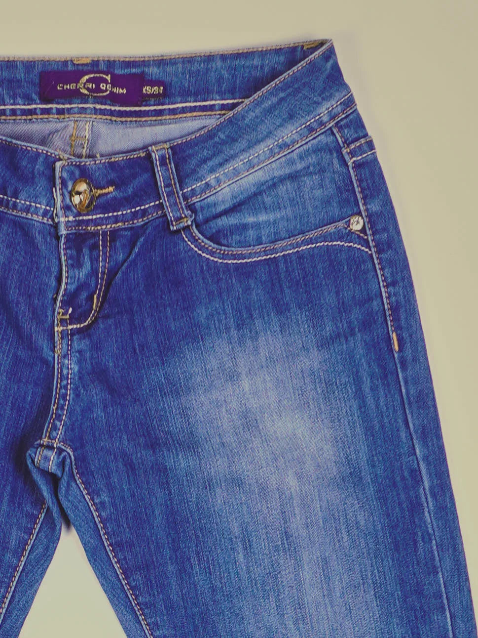 Vintage Low Waist Y2K Jeans (W24)