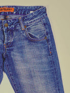 Vintage Guru Low Waist Y2K Jeans (W28)