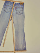 Levis Low Waist Y2K Jeans (W32)