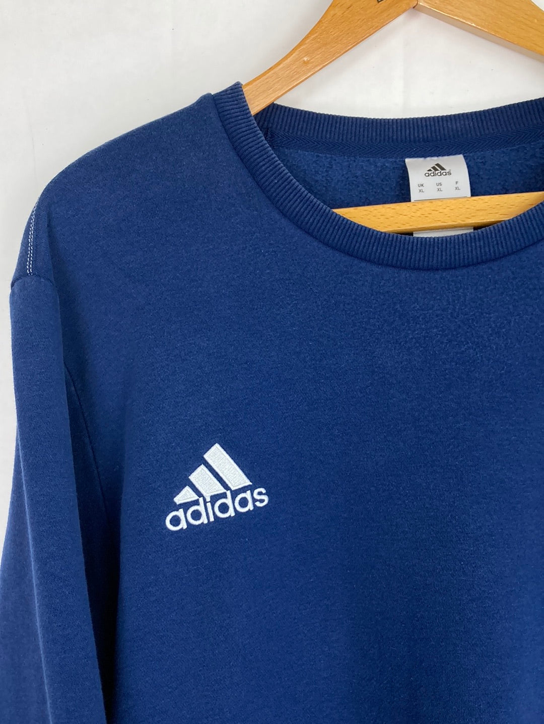 Adidas Sweater (XL)