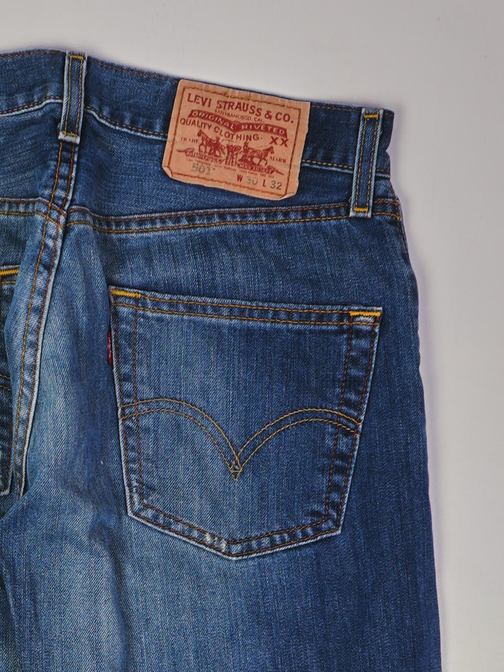 Levis 501 Straight Leg Jeans (W30)