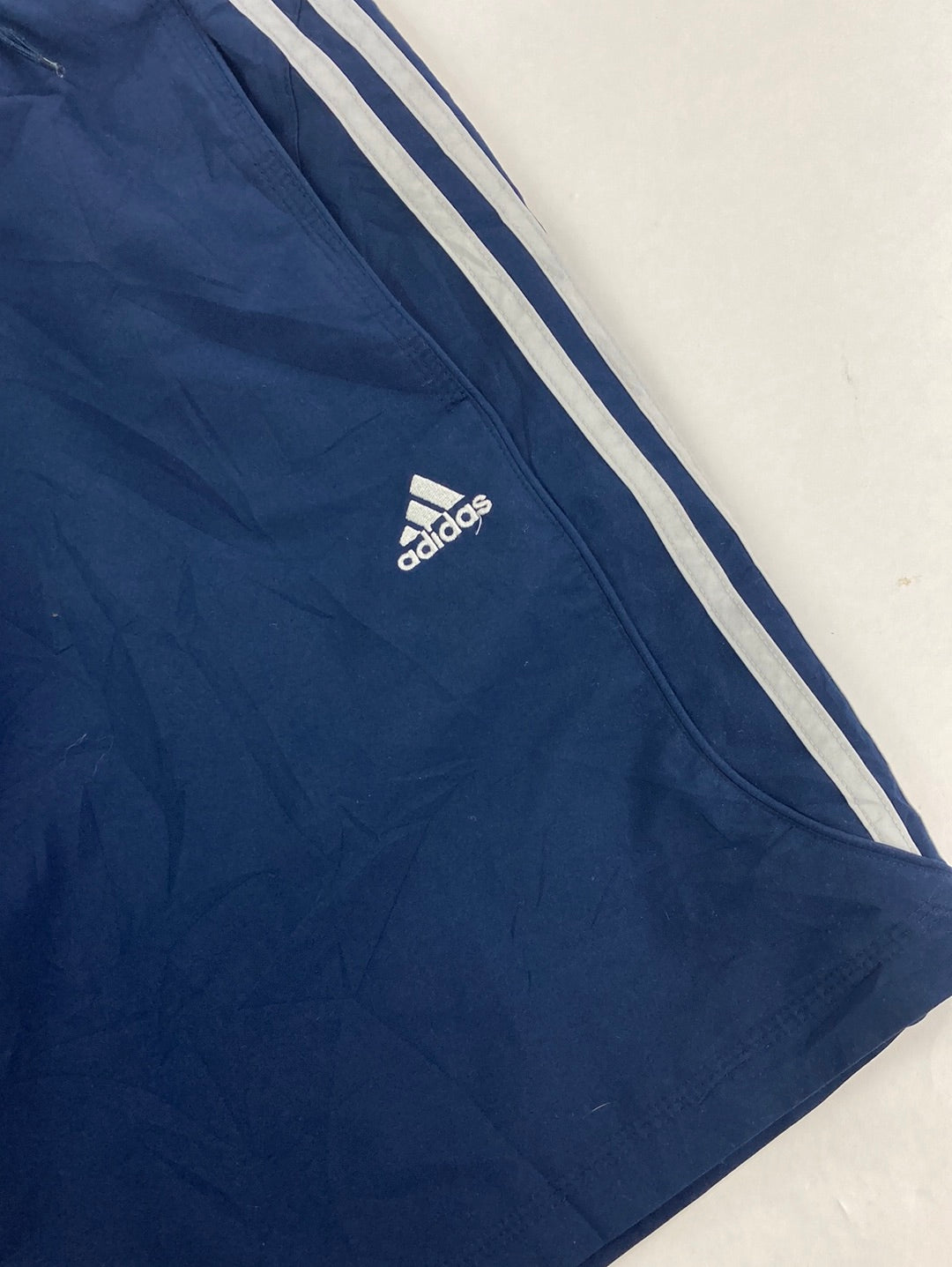 Adidas Shorts (L)