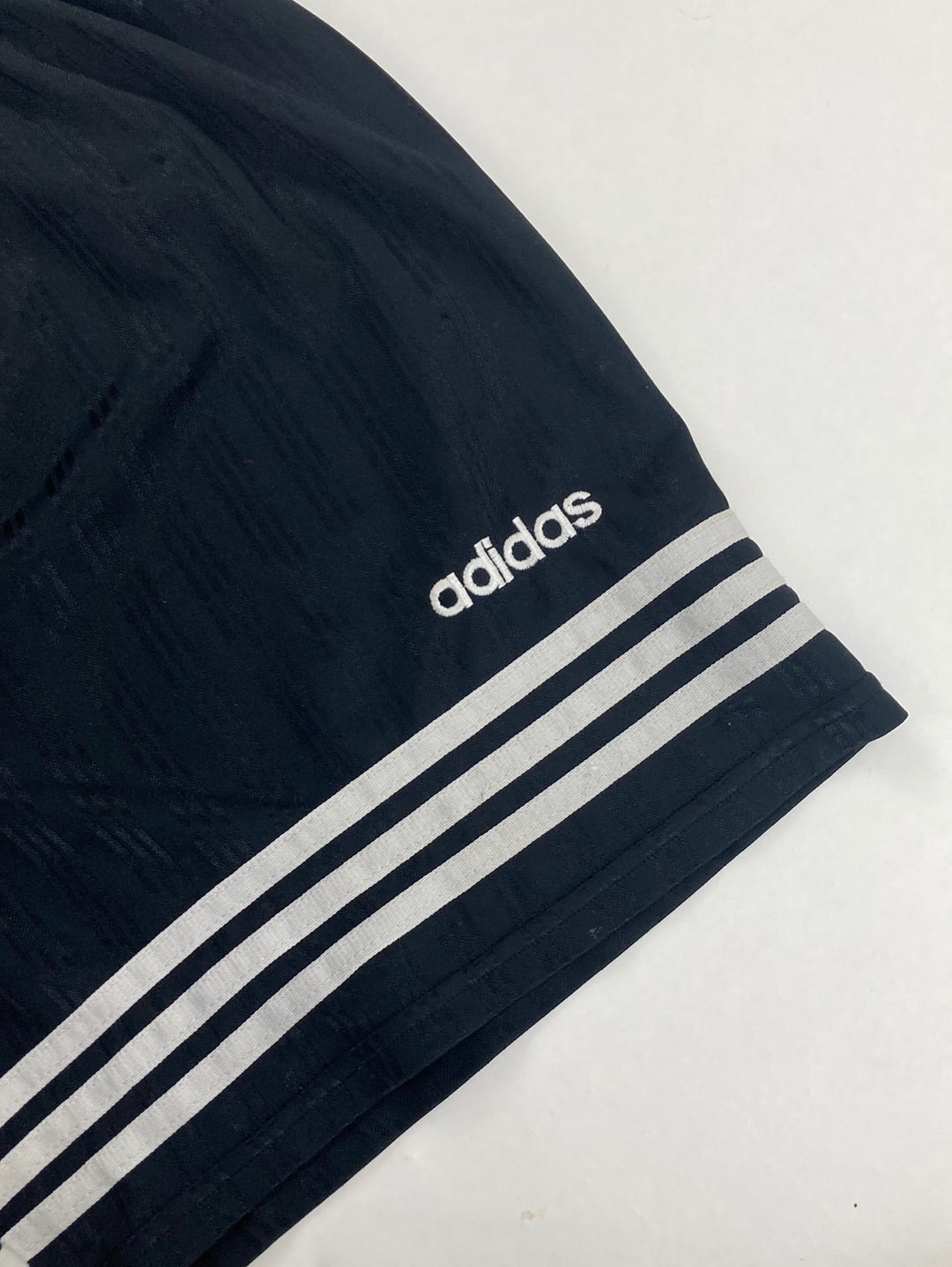 Adidas Shorts (L)