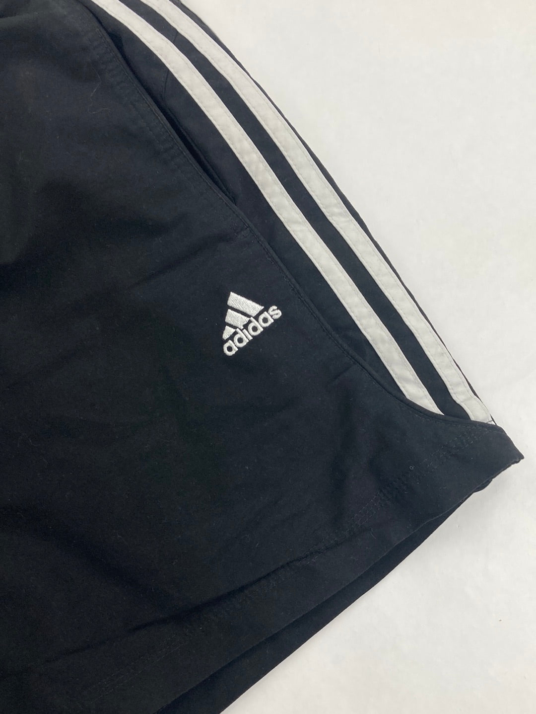 Adidas Shorts (L)