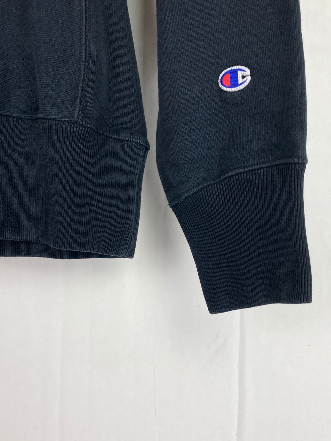 Champion Sweater (M)