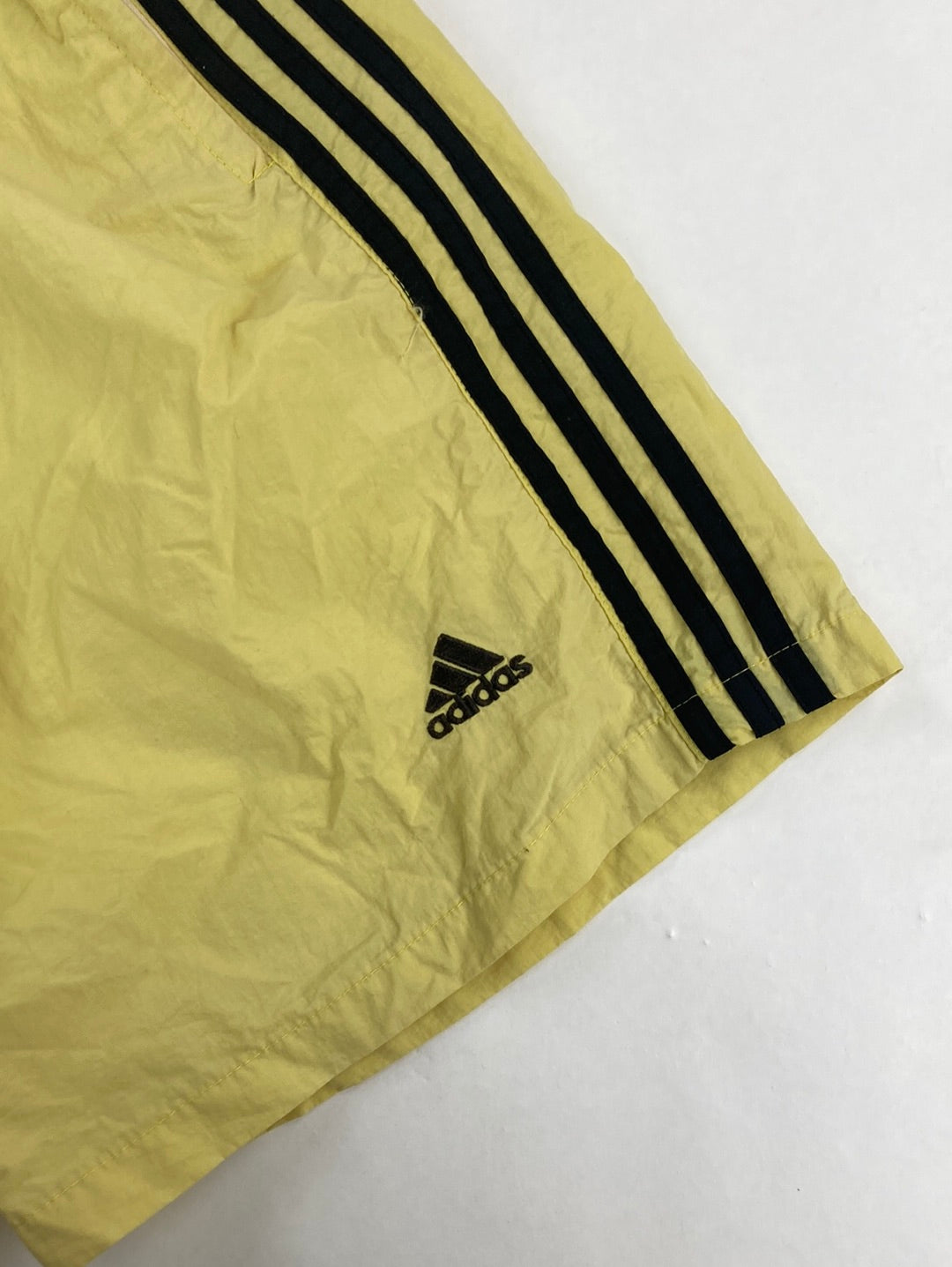 Adidas Shorts (M)