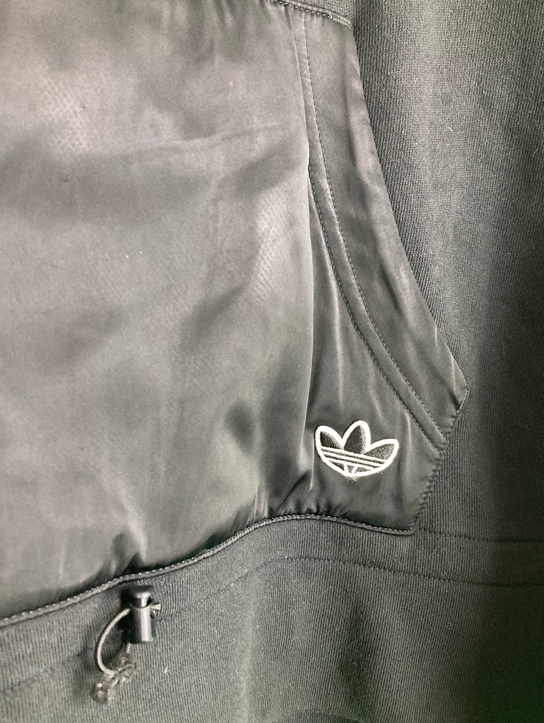 Adidas Hoodie (M)