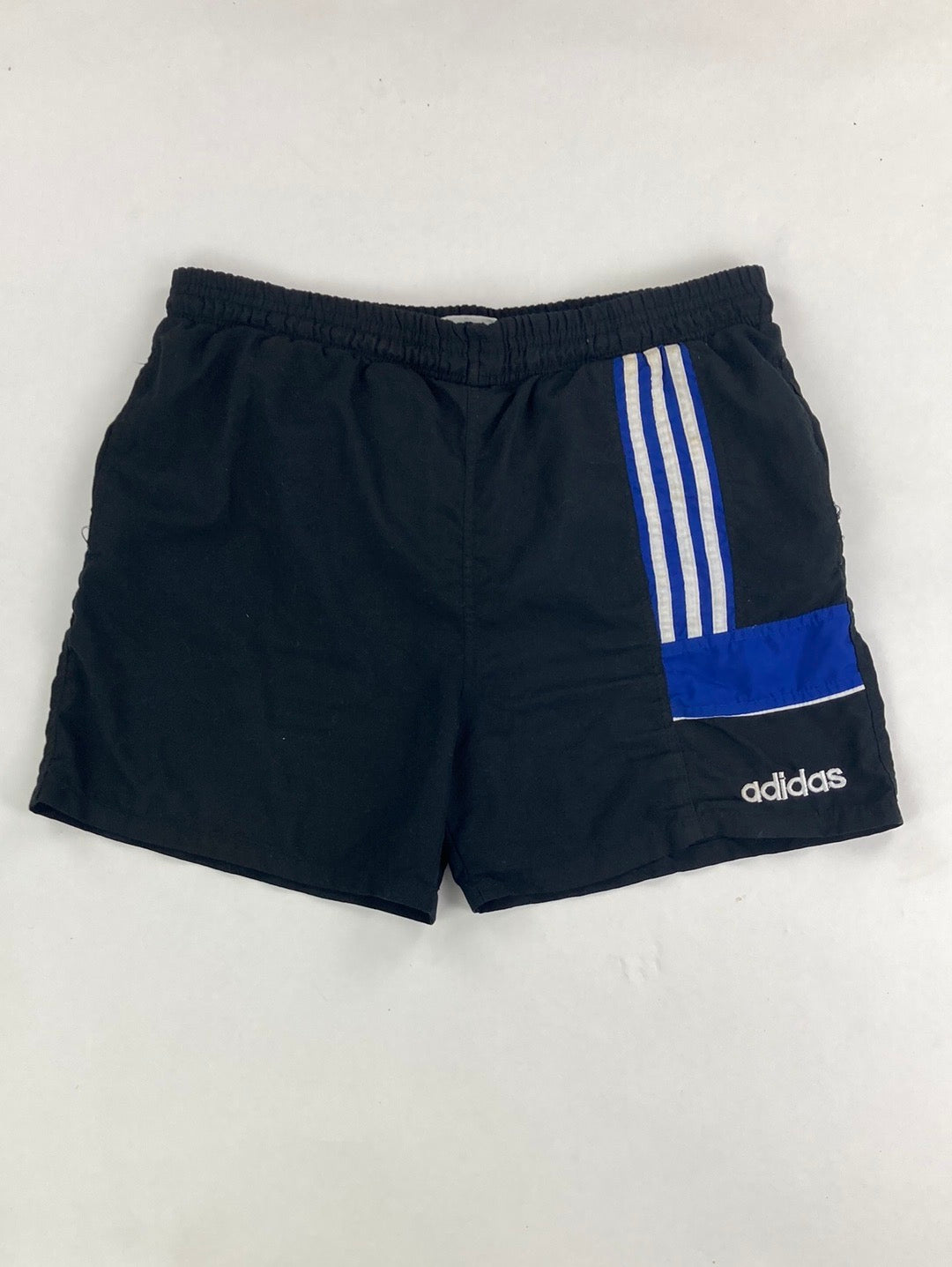 Adidas Shorts (L)