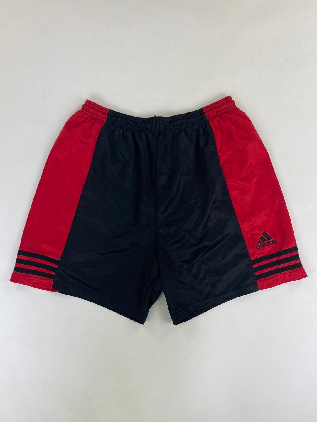 Adidas Shorts (M)