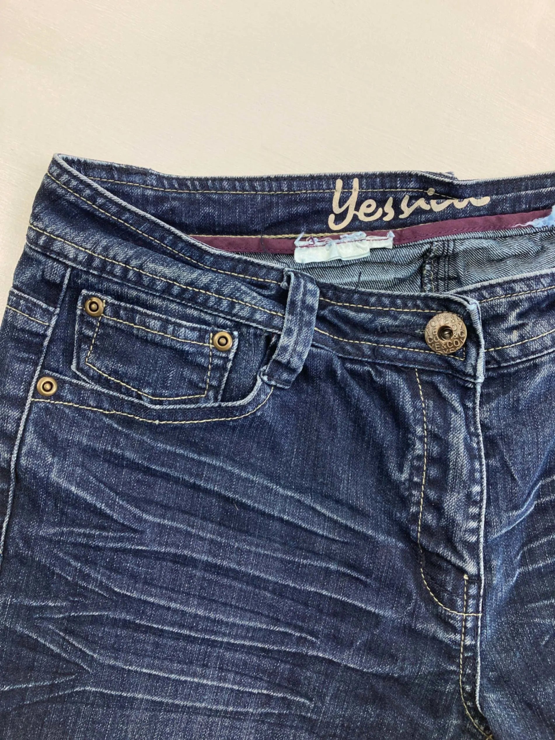 Yessica Jeans (S)