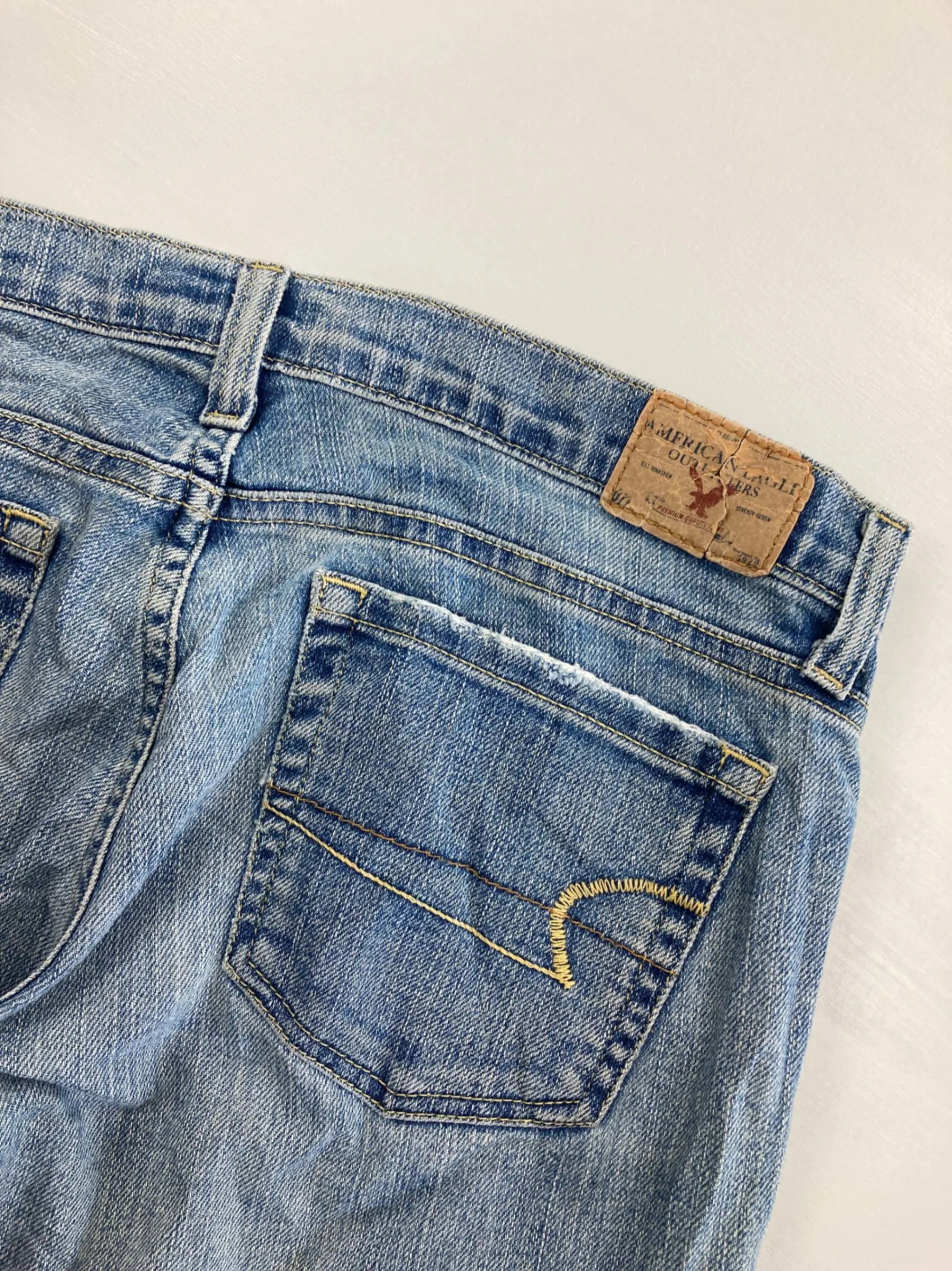 American Eagle Jeans (S)