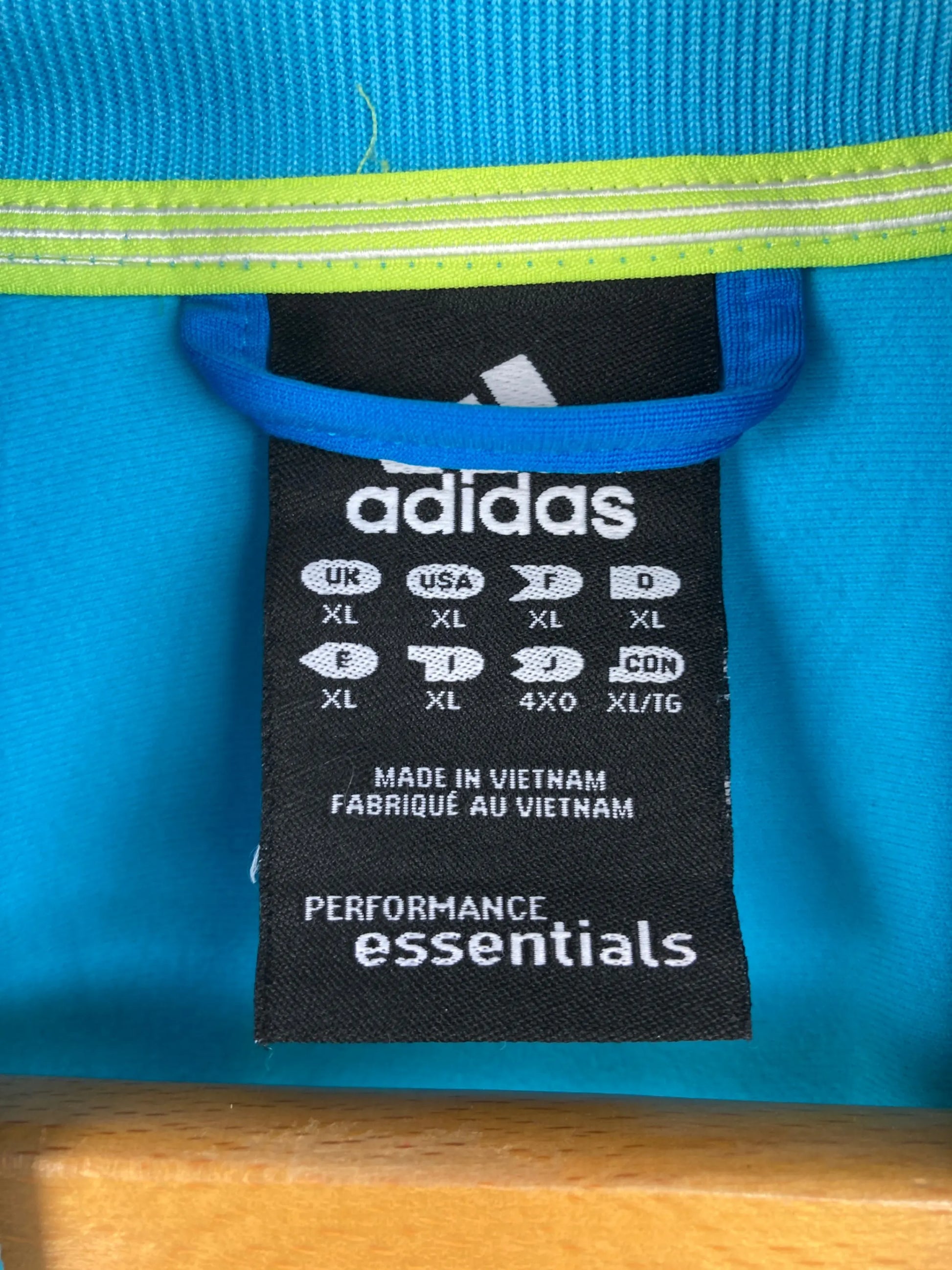 Adidas Trainingsjacke (XL)