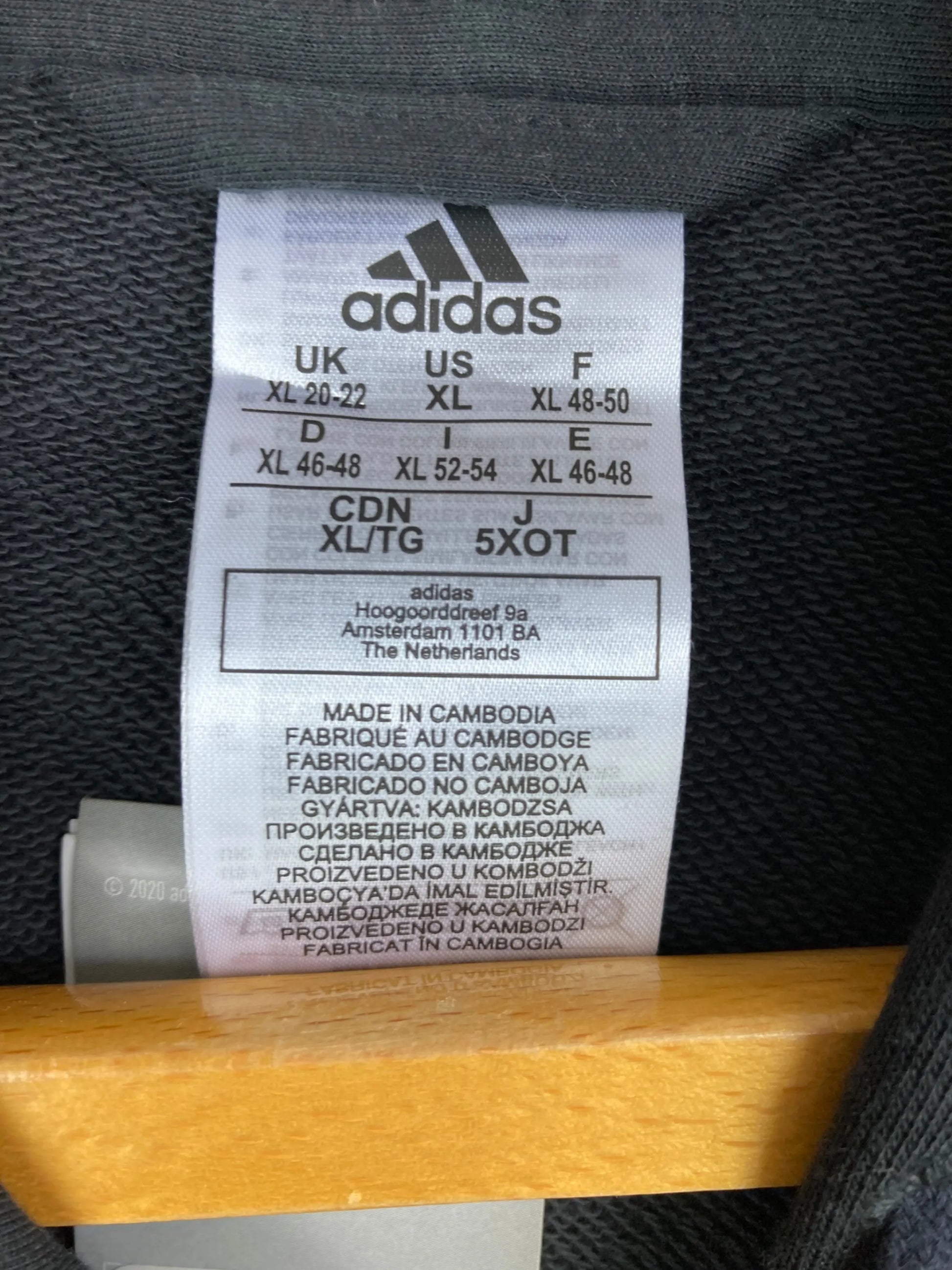 Adidas Zip-Hoodie (S)