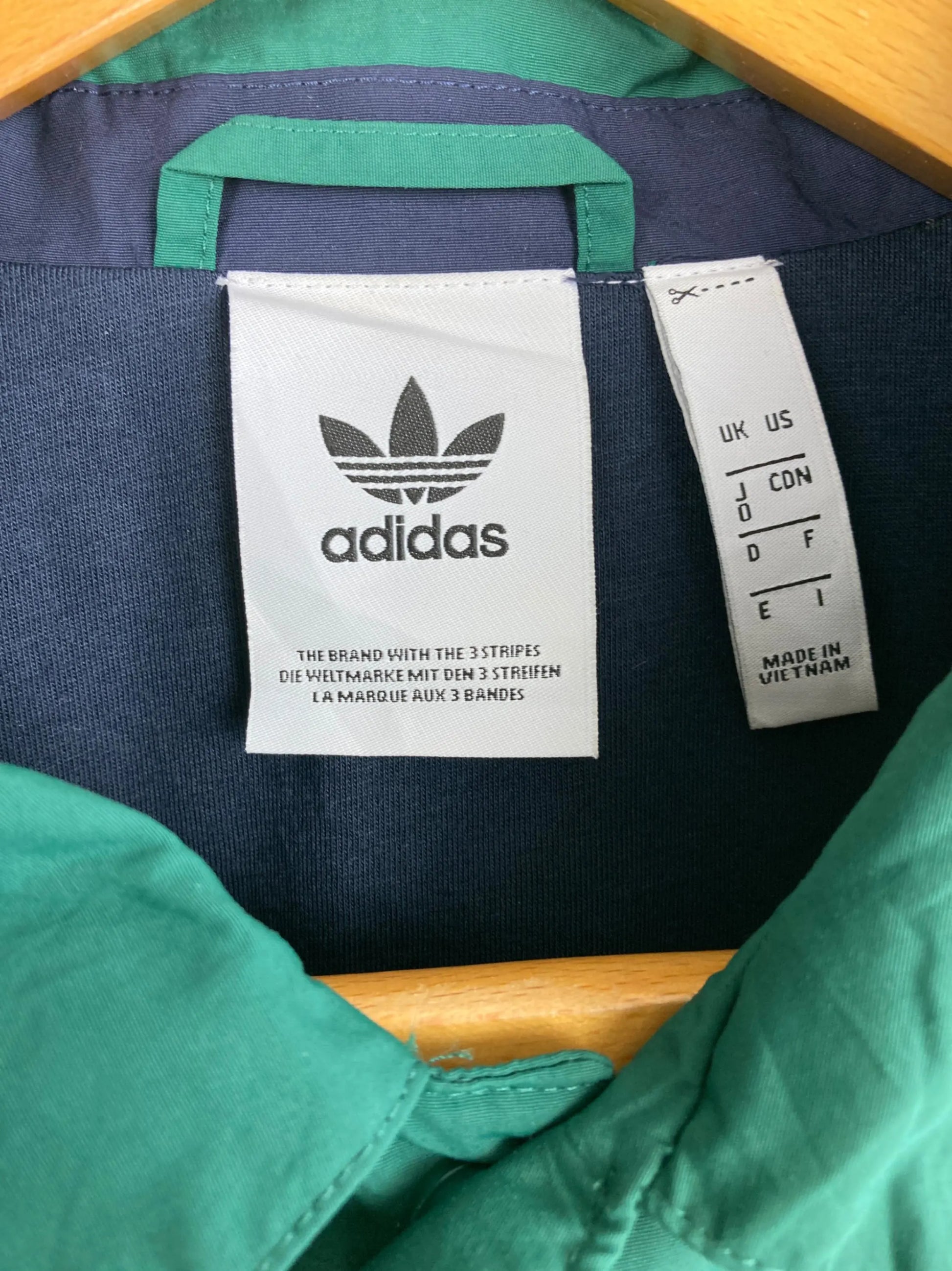 Adidas Trainingsjacke (S)