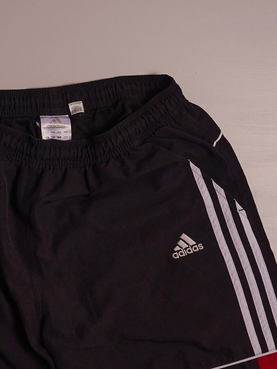 Adidas Shorts (L)